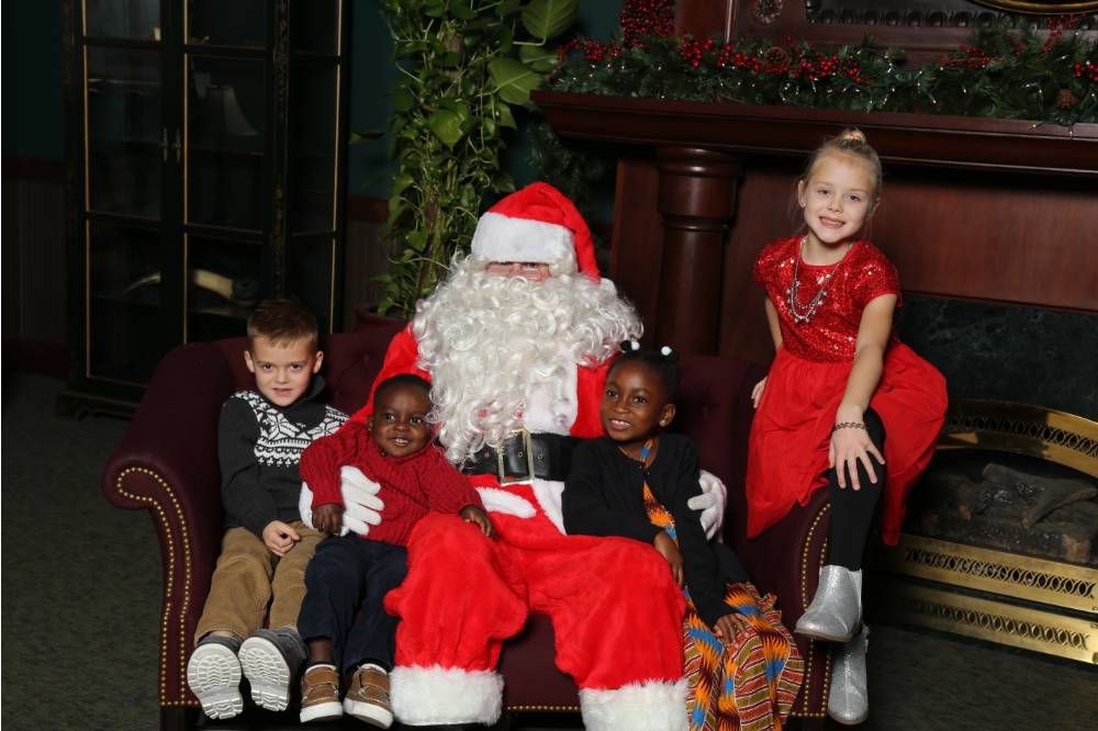 Little Lakers pose with Santa